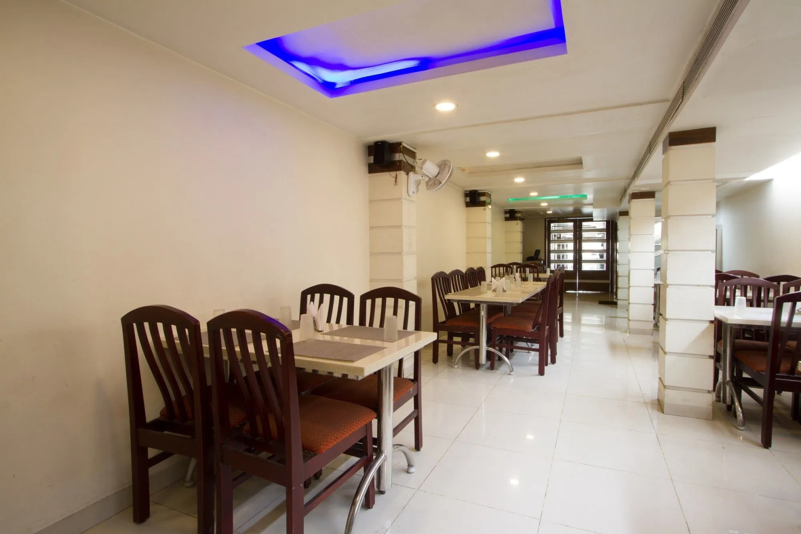 Photo - Treebo Sam Residency