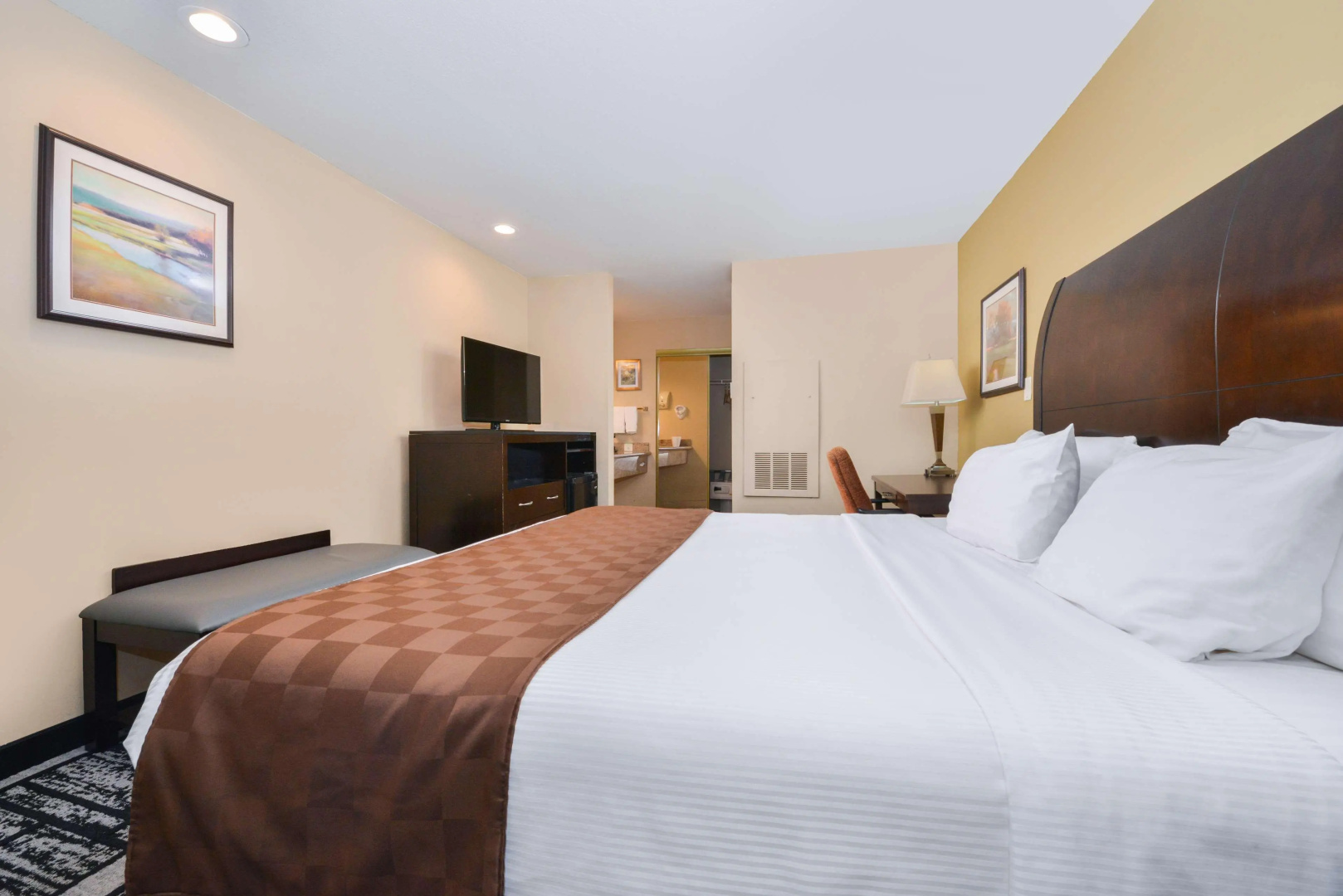 Photo - Best Western Plus Meridian Inn & Suites, Anaheim-Orange