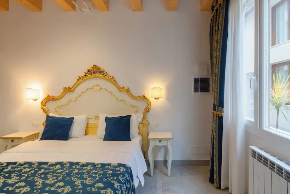 Photo - Venice Rooms