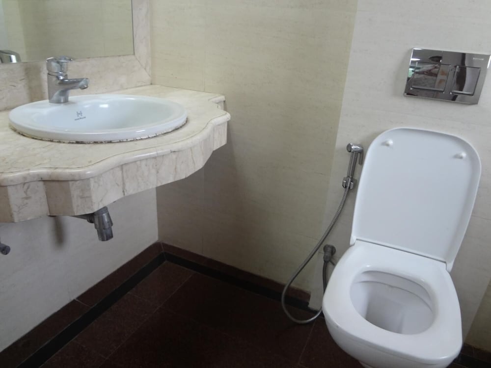 Photo - Royal Park Hotel