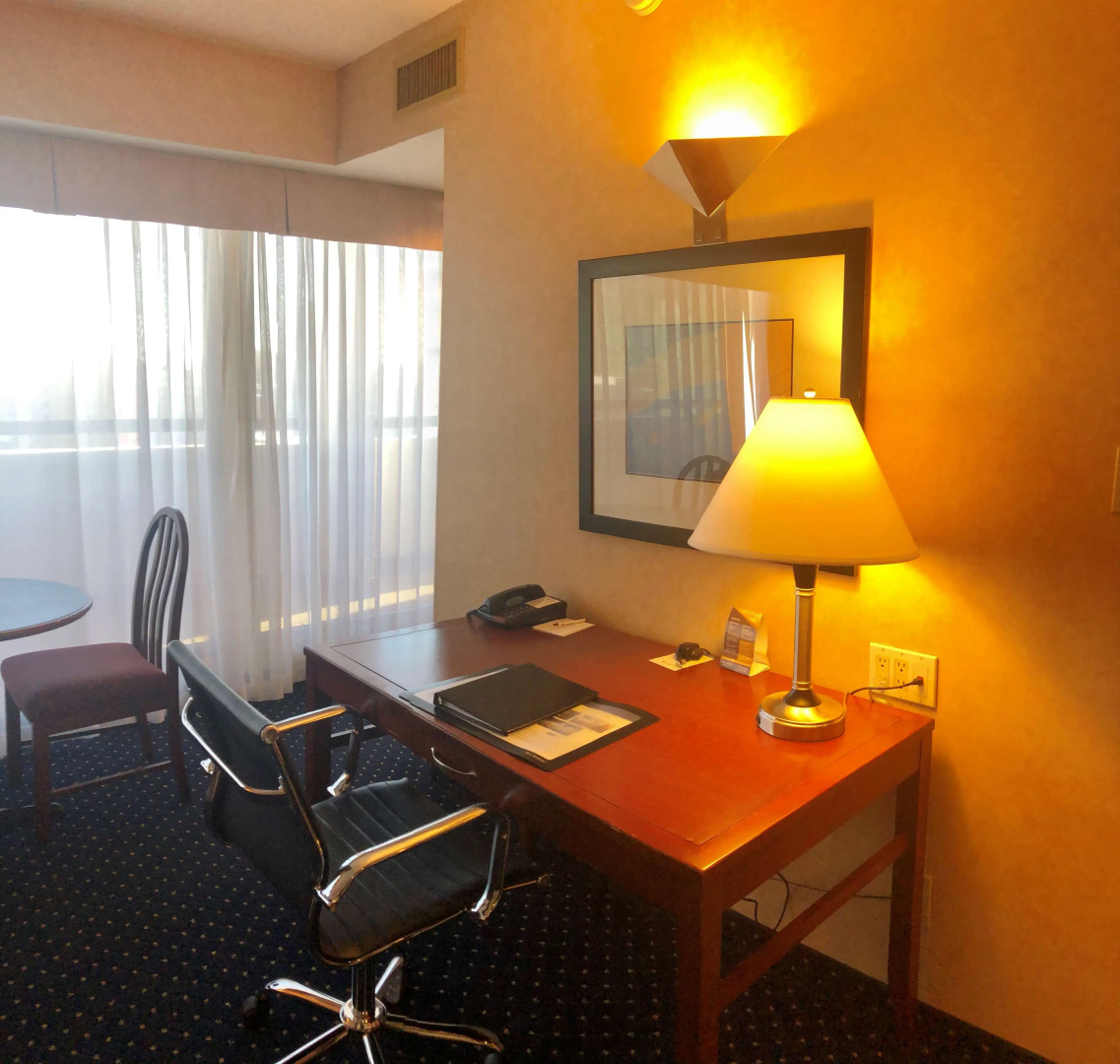 Photo - Best Western Plus Suites Downtown