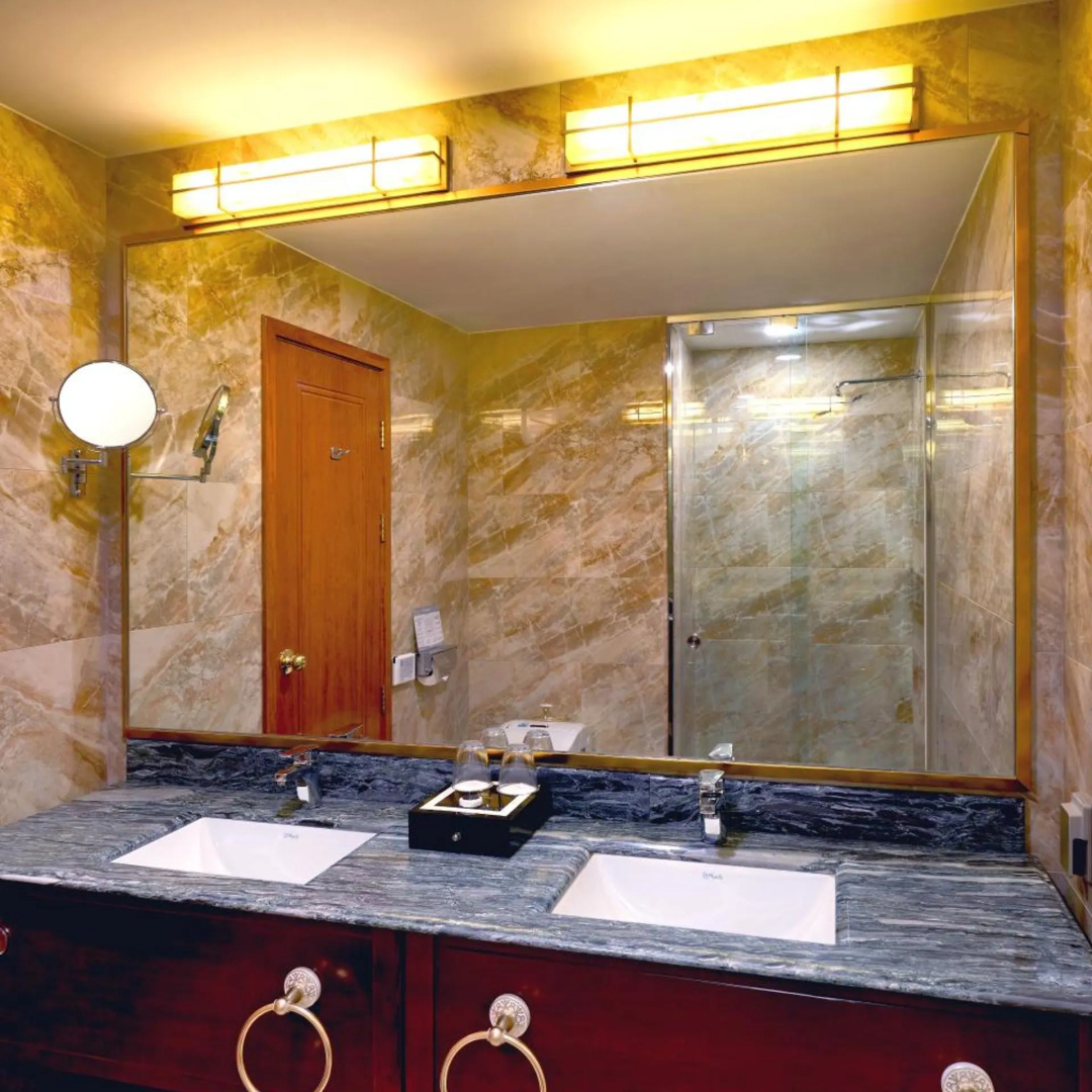 Photo - GoldOne Hotel & Suites