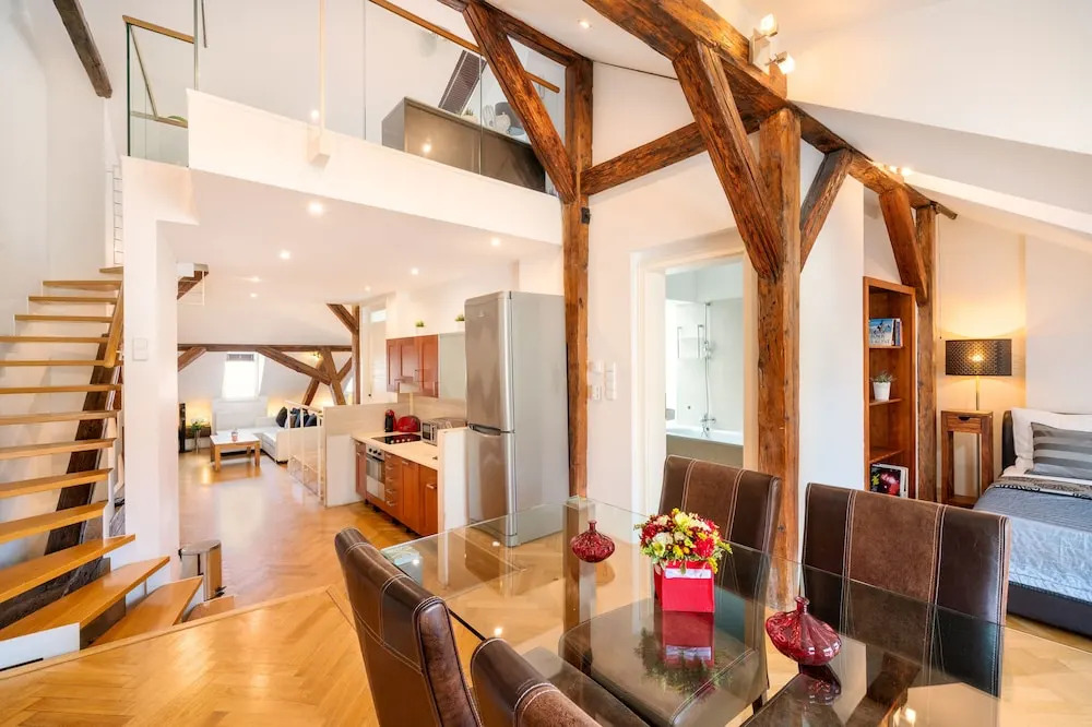 Foto - Old Town Square Premium Residence