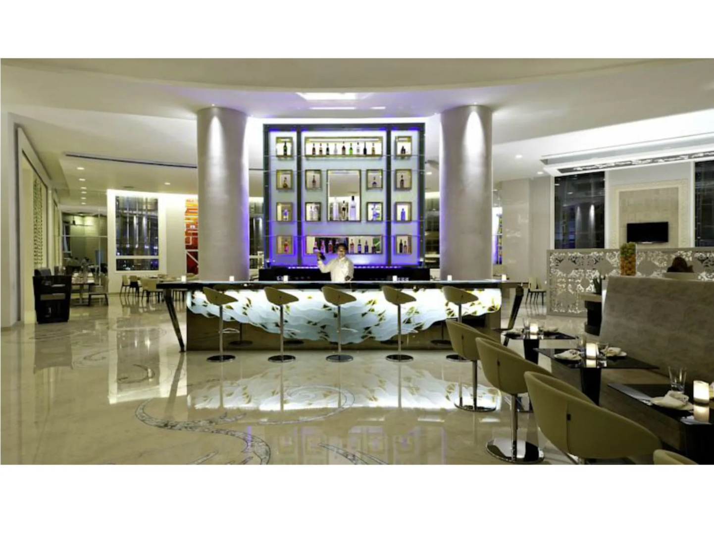 Photo - Meluha The Fern Mumbai, Powai, Series by Marriott