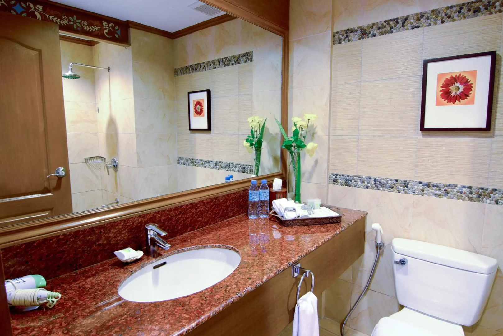 Photo - Boracay Tropics Resort Hotel