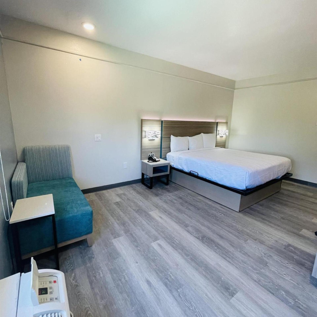 Photo - Sonesta Essential Hotel Houston-I-45 Spring