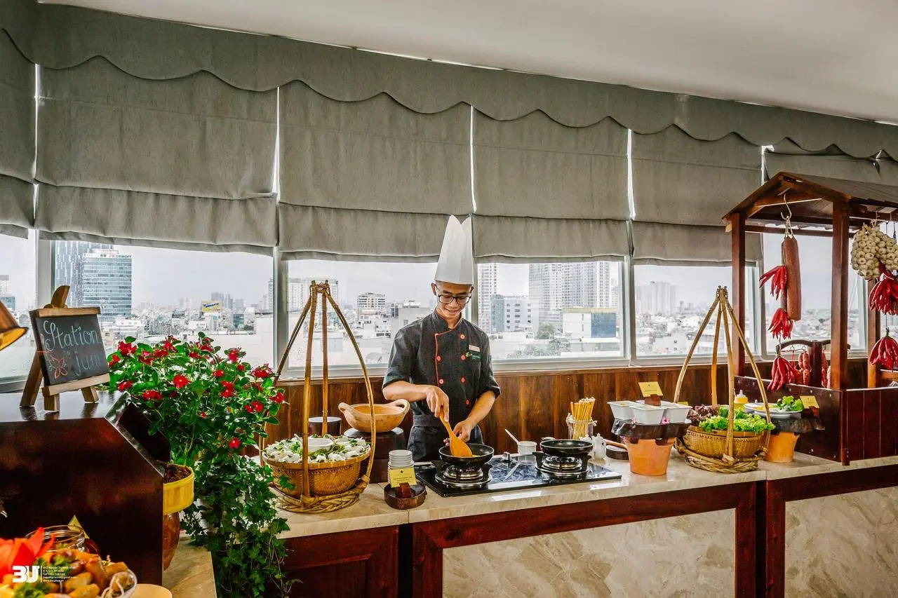 Photo - Happy Life Grand Hotel & Rooftop Skybar