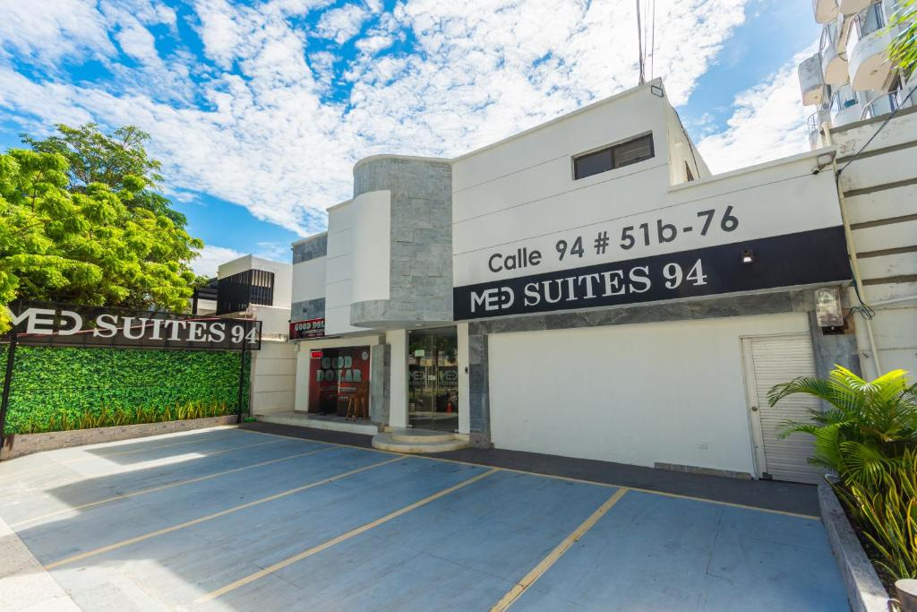 Photo - Med suites 94