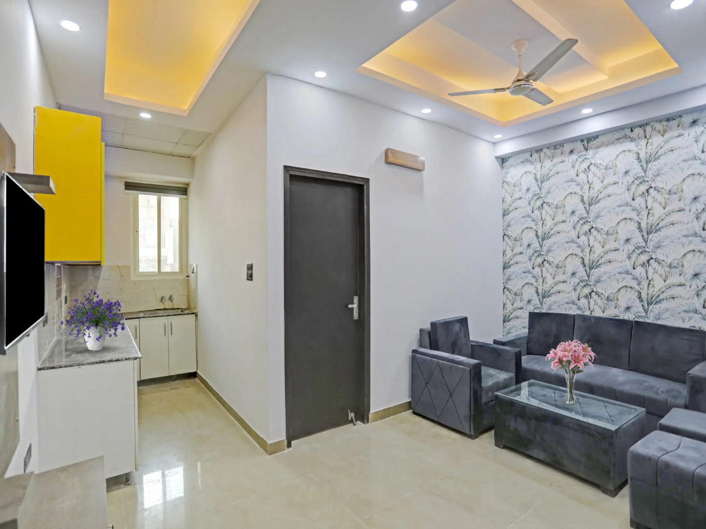 Photo - Hotel the Rasa vasundhara