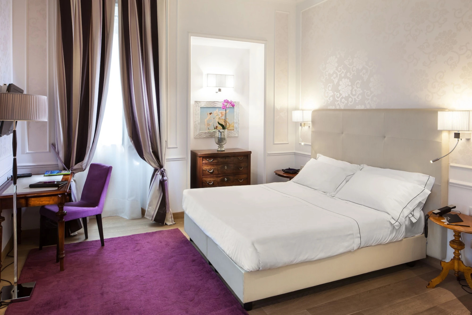 Photo - The Ashbee Hotel - The Leading Hotels of the World