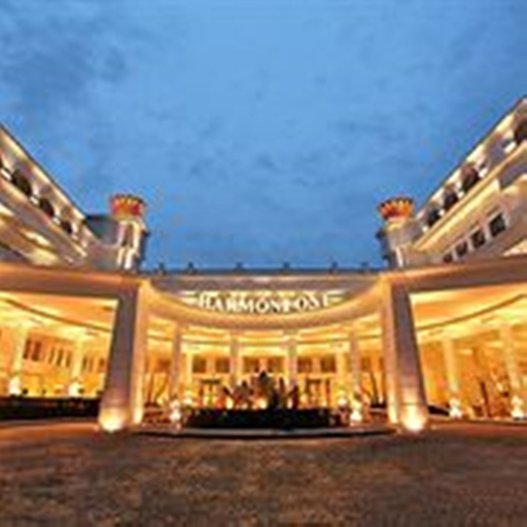 Harmoni One Convention Hotel & Service Apartments