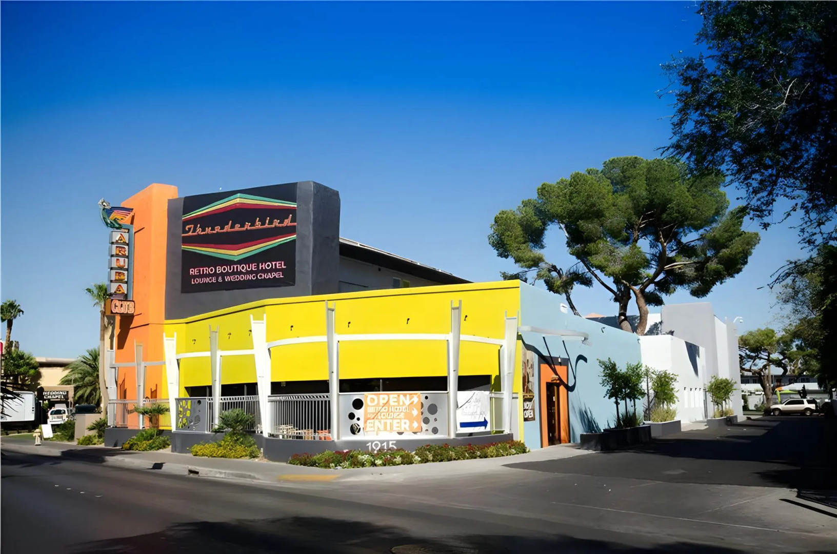 Photo - Thunderbird Boutique Hotel