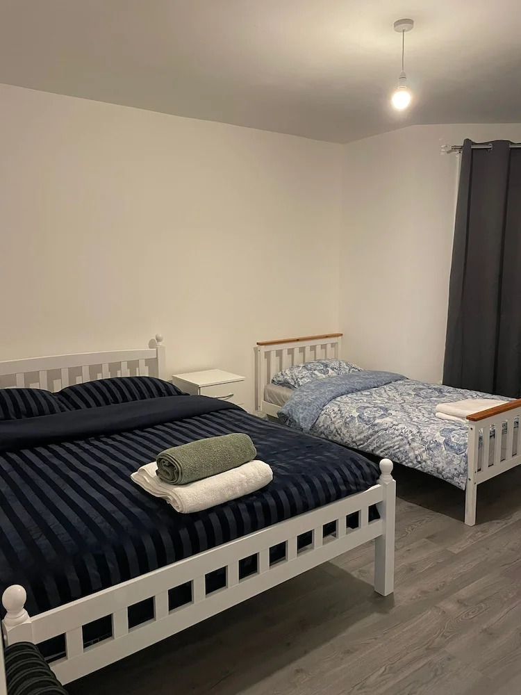 Photo - Rayan's Lodge Stratford London by OYO