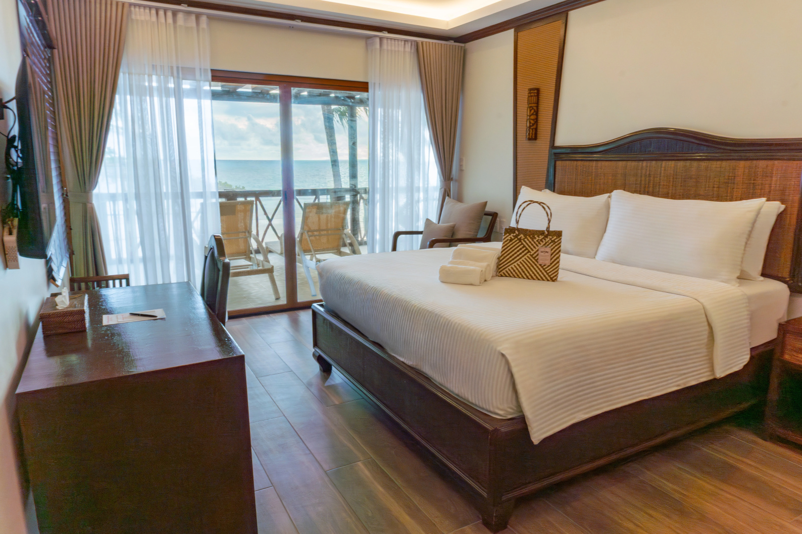 Photo - Red Coconut Beach Hotel