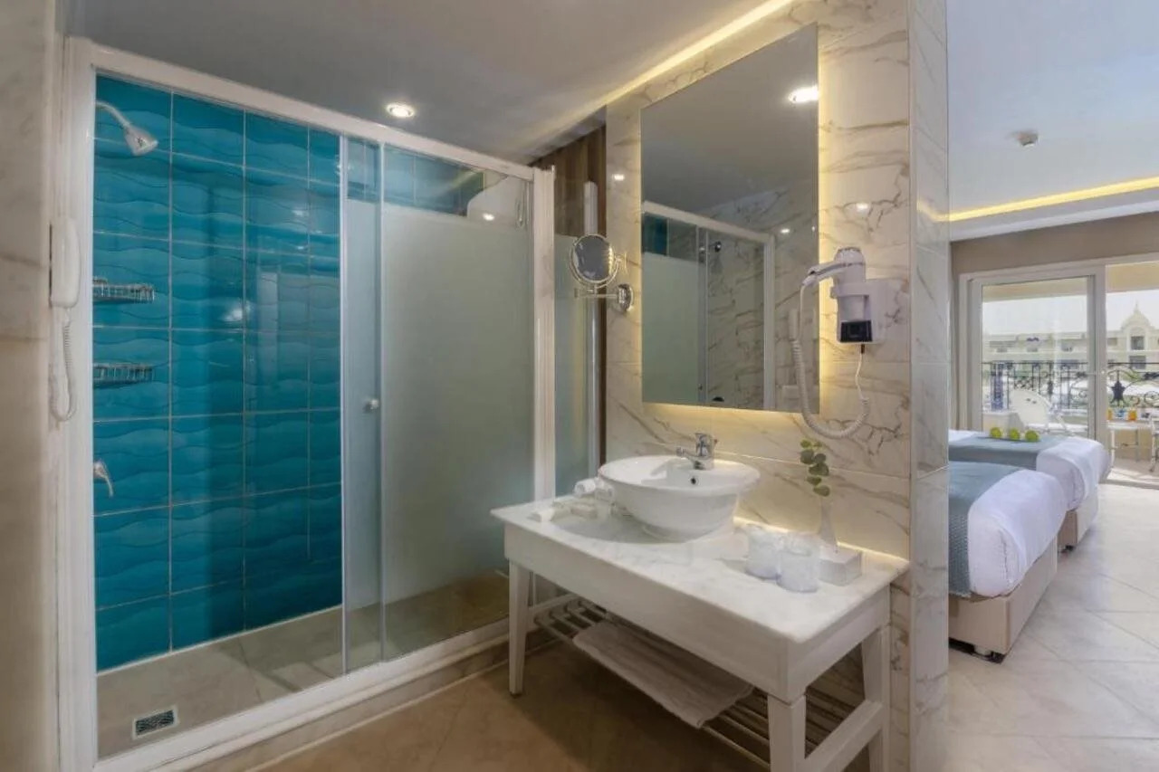 Foto - Titanic Royal-Families and Couples only