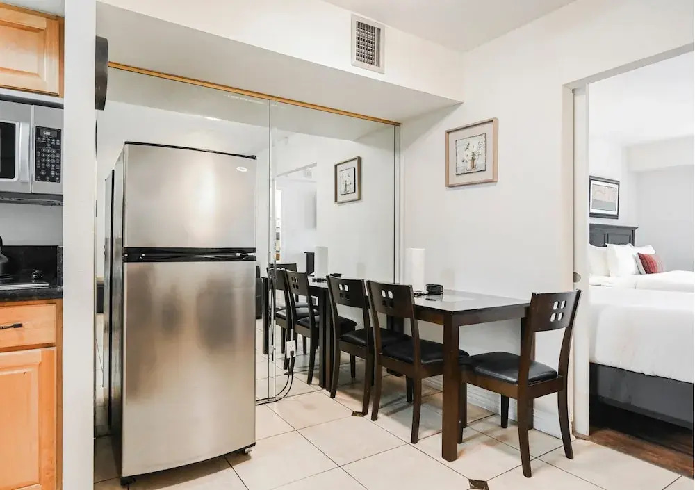 Photo - StripViewSuites at Jockey Club