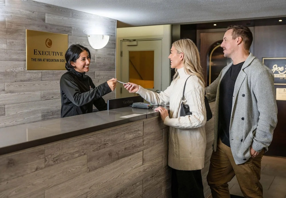 Foto - Mountain Side Hotel Whistler by Executive