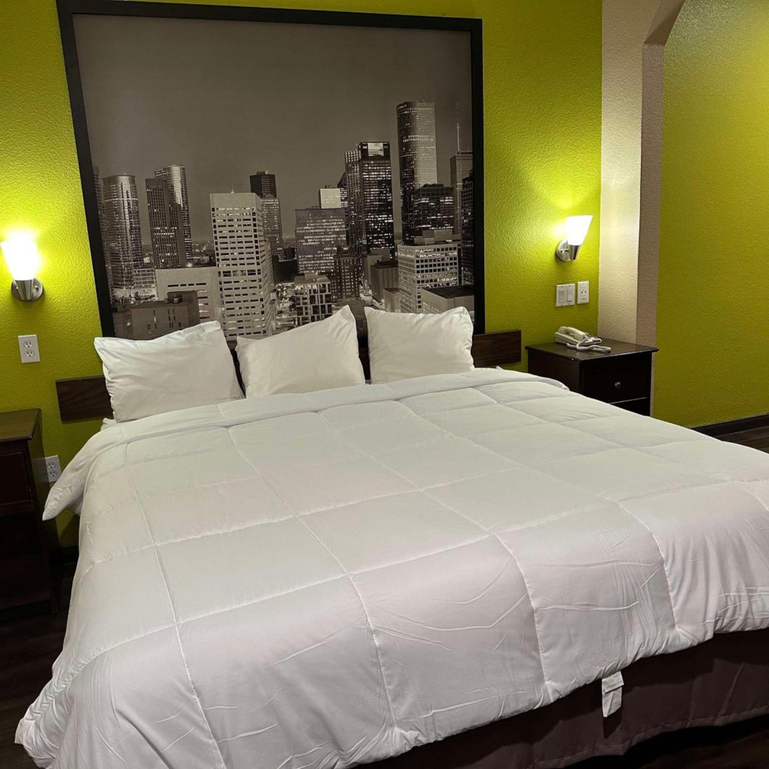 Photo - Red Lion Inn & Suites IAH Airport East