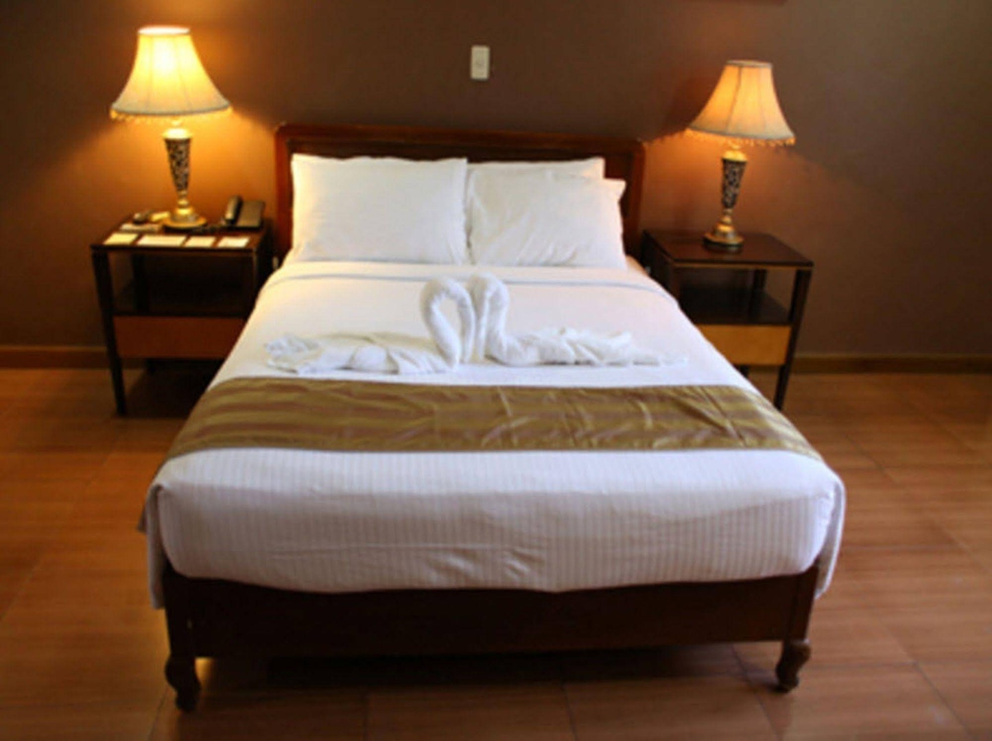 Crown Royale Hotel