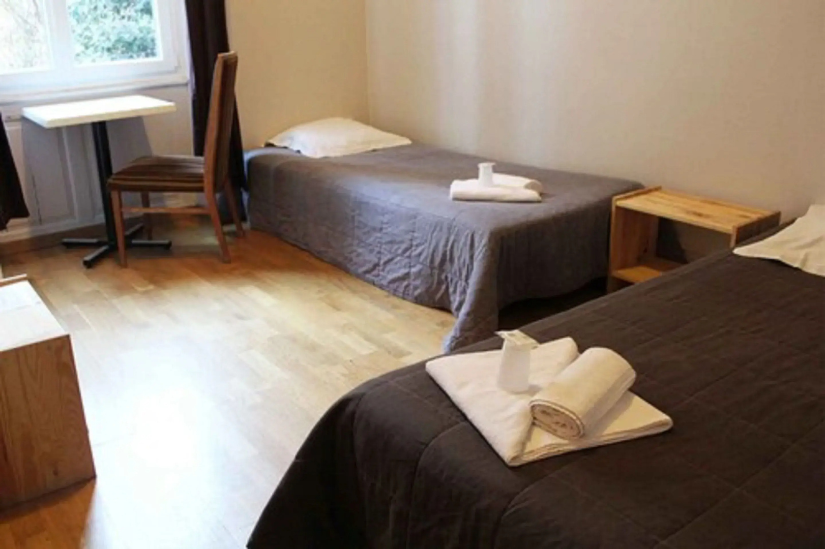 Foto - Budget Hôtel Weber - Strasbourg Centre Gare