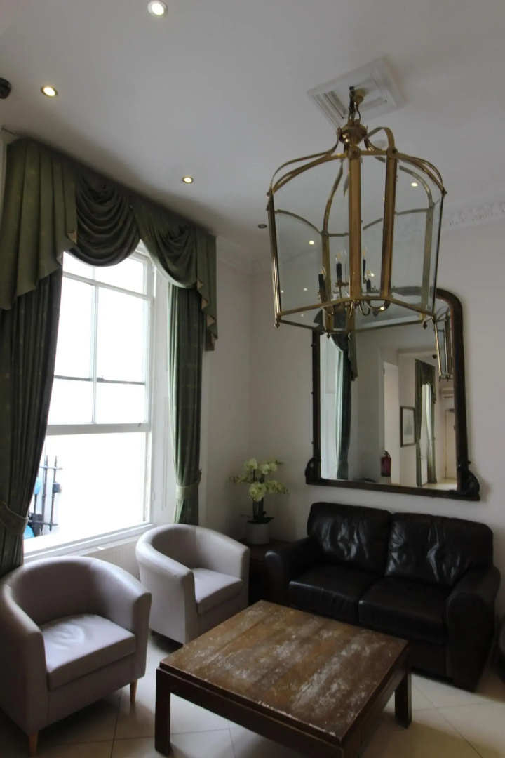 Foto - Wedgewood Hotel