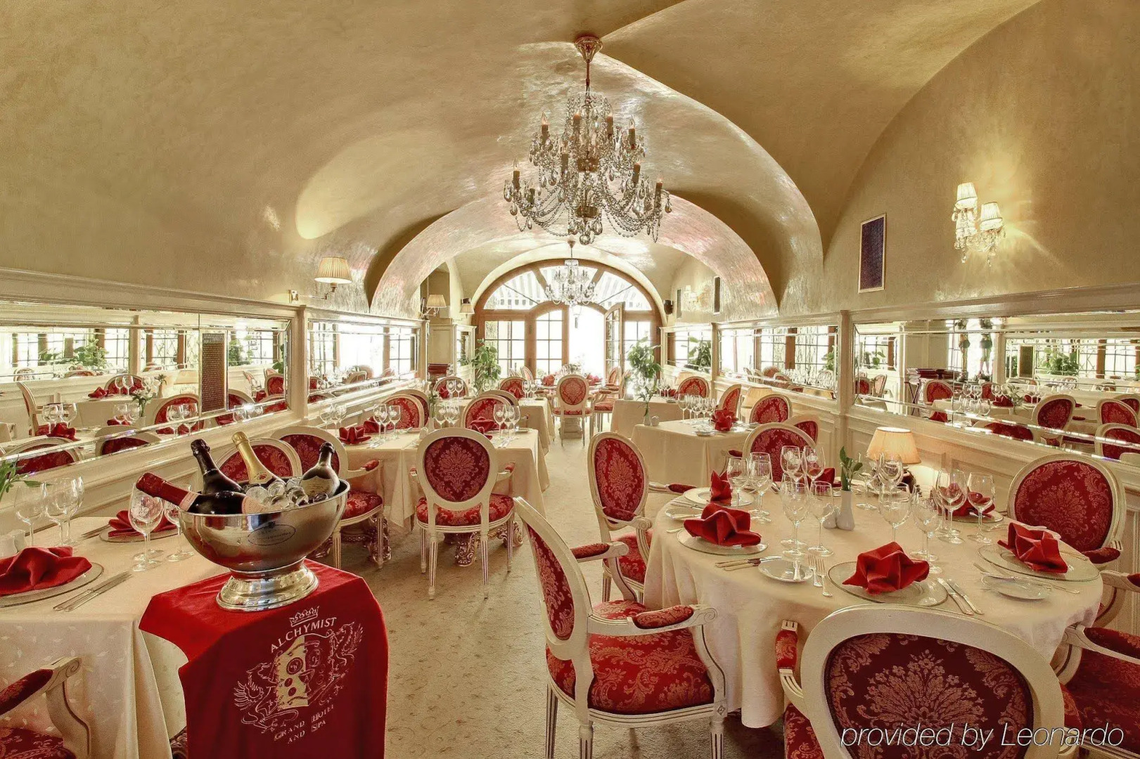 Photo - Alchymist Grand Hotel and Spa