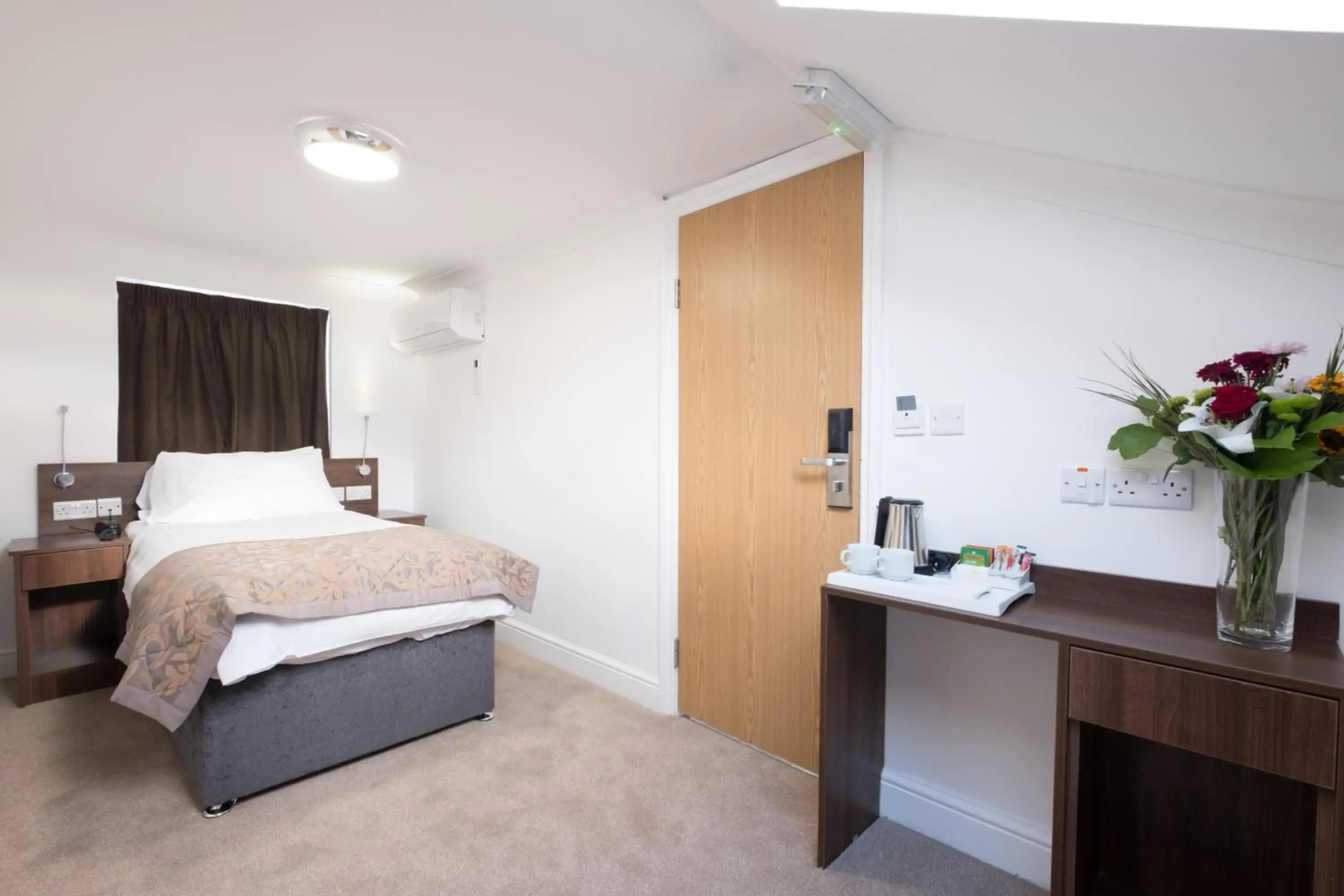 Foto - Signature Hotel London
