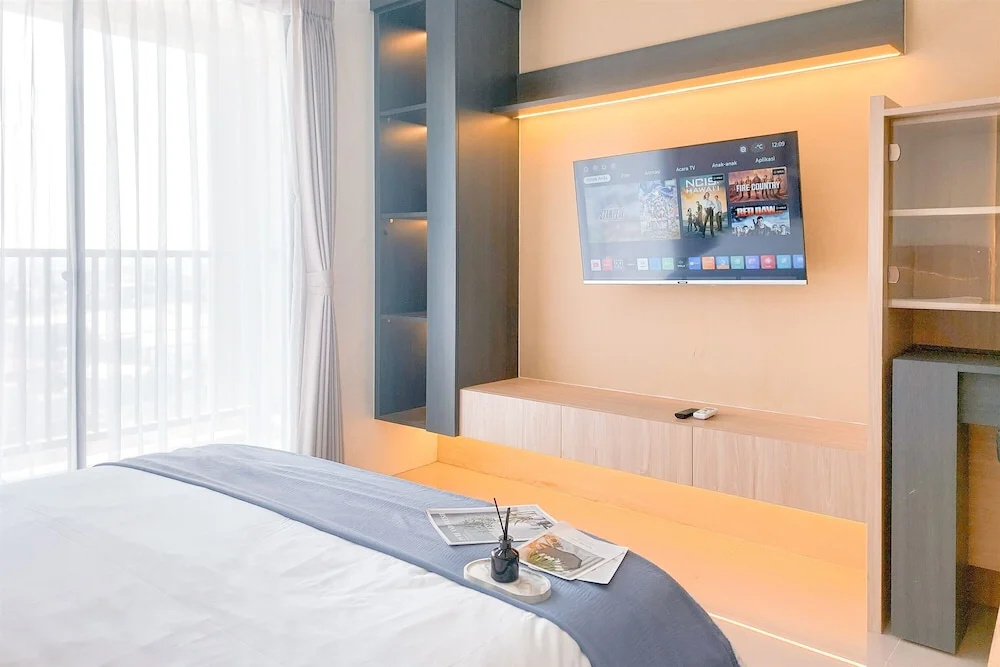 Good Place And Comfy Studio At Anwa Residence Apartment