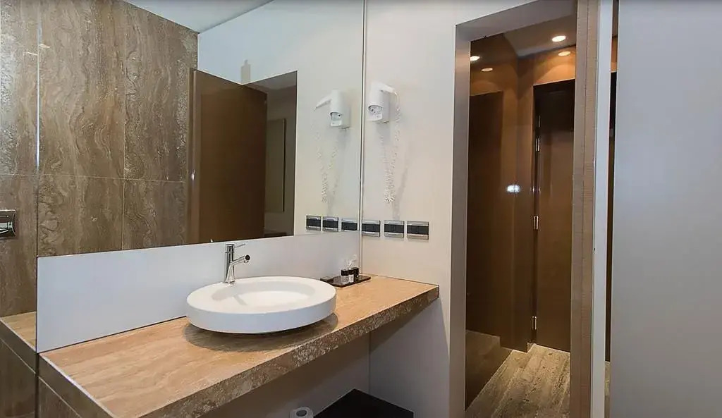 Photo - Hotel Romano House