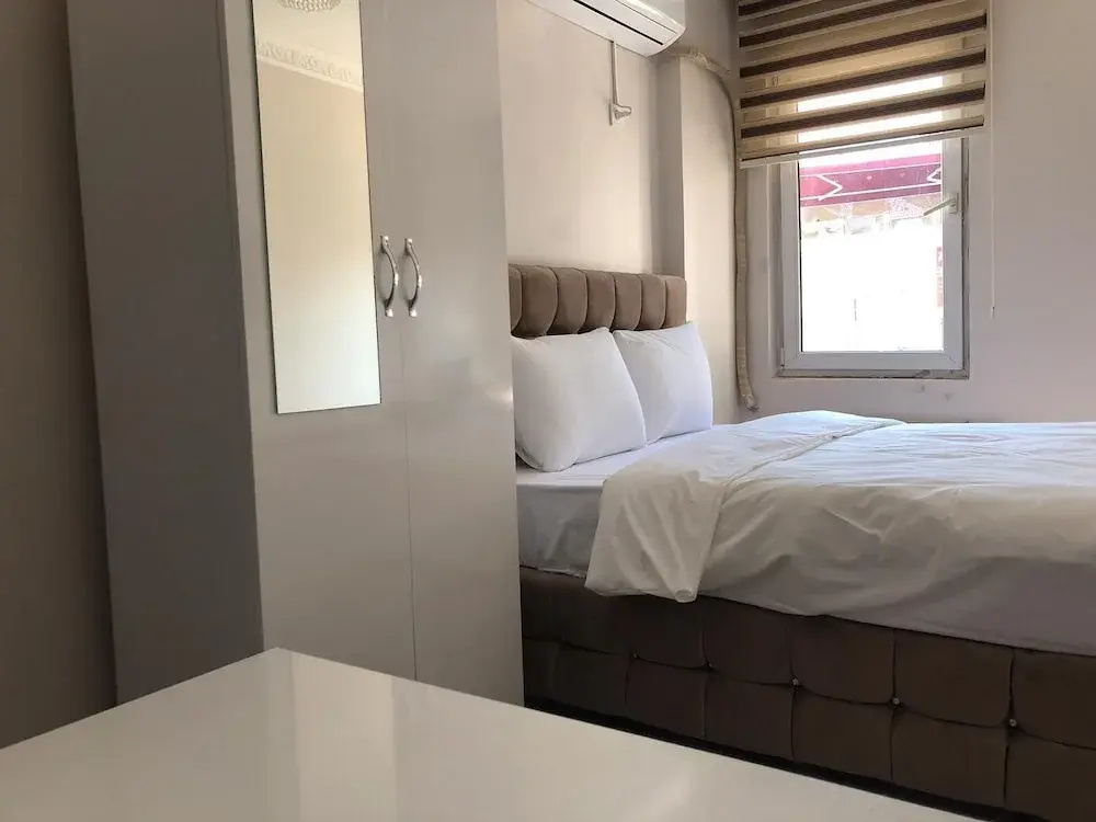 Photo - Modena Hotel