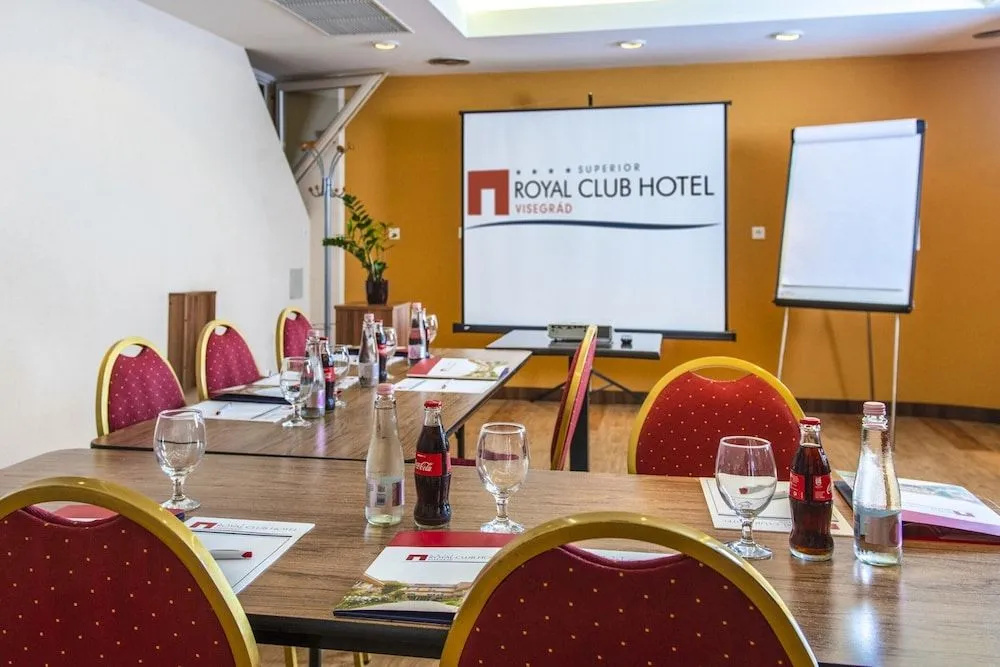 Photo - Royal Club Hotel