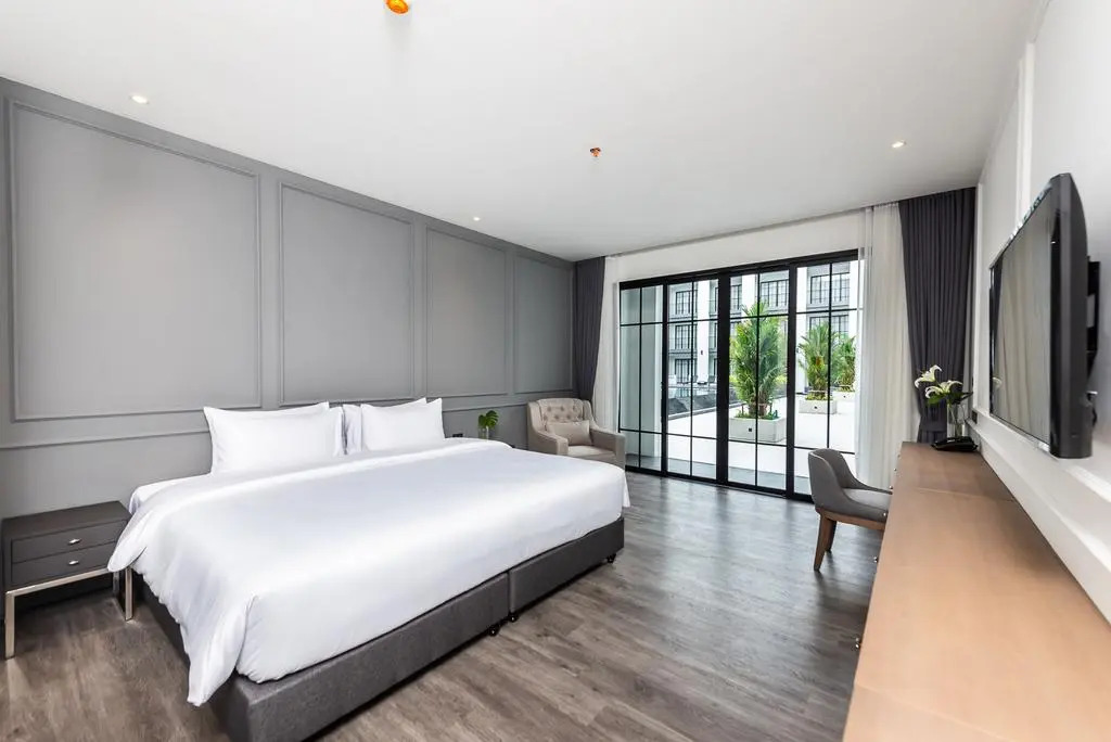 Photo - One Patio Hotel Pattaya - SHA Extra Plus