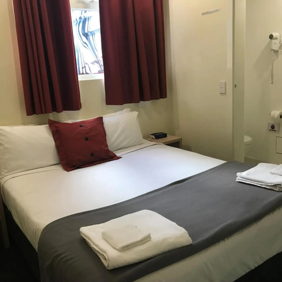Photo - Miami Hotel Melbourne