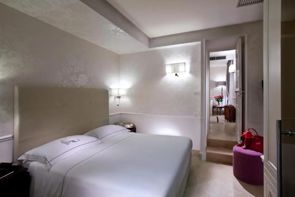 Photo - The Ashbee Hotel - The Leading Hotels of the World