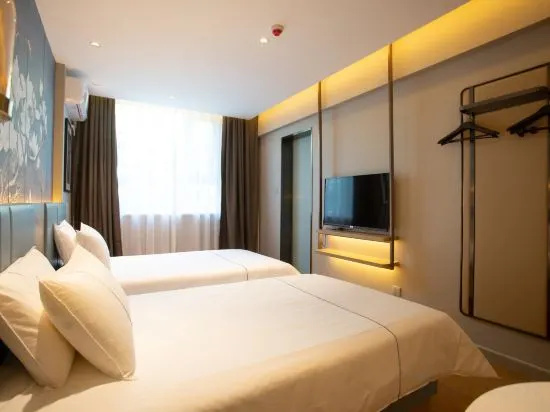 Magnotel Hotel (Ancient City of Zhengding Longxing Temple)