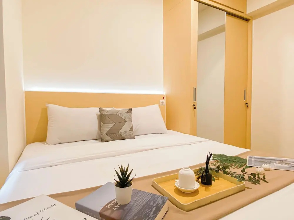 Modern Contemporary 2Br Apartment At Meikarta