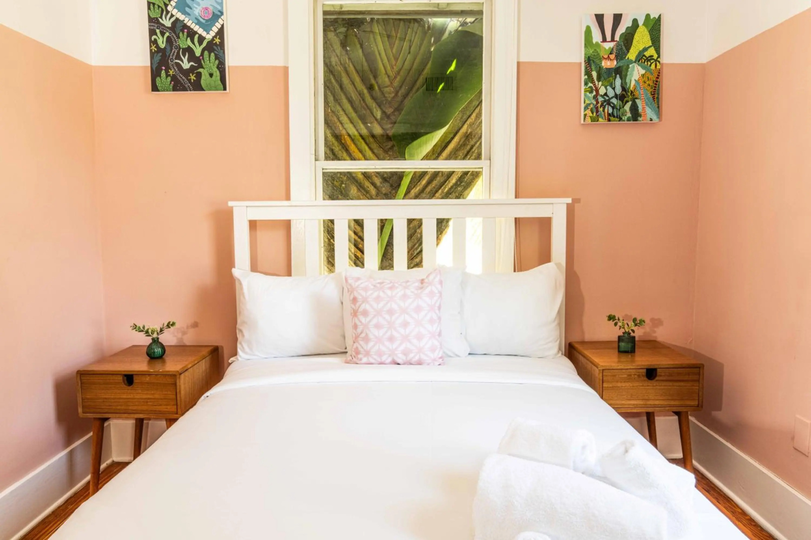Photo - Miami River Inn By Renzzi