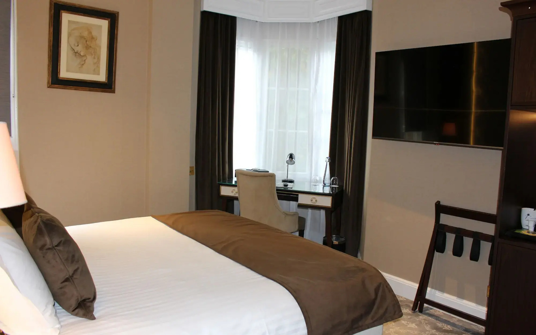 Photo - Warren House Hotel