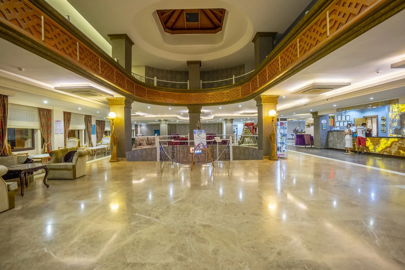 Foto - Azka Hotel