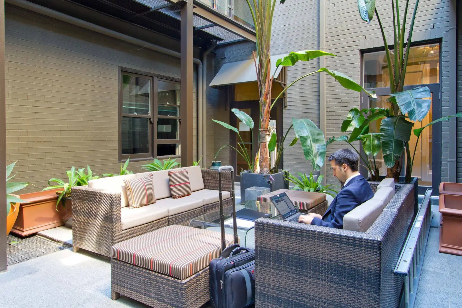 Photo - Vulcan Hotel Sydney