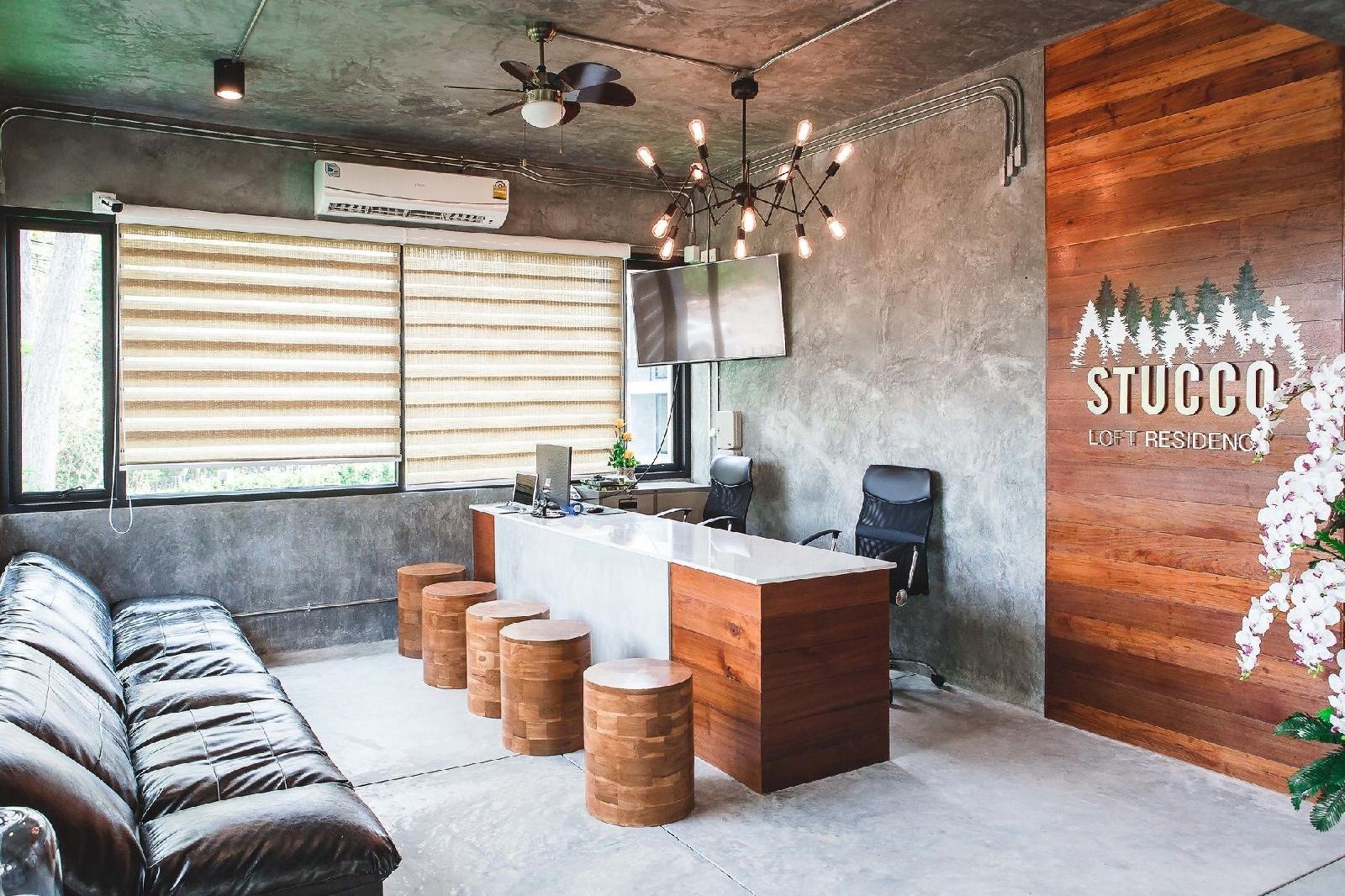 Foto - stucco loft residency