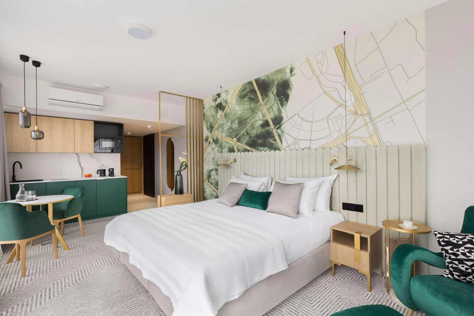 Photo - Royal Tulip Warsaw Centre