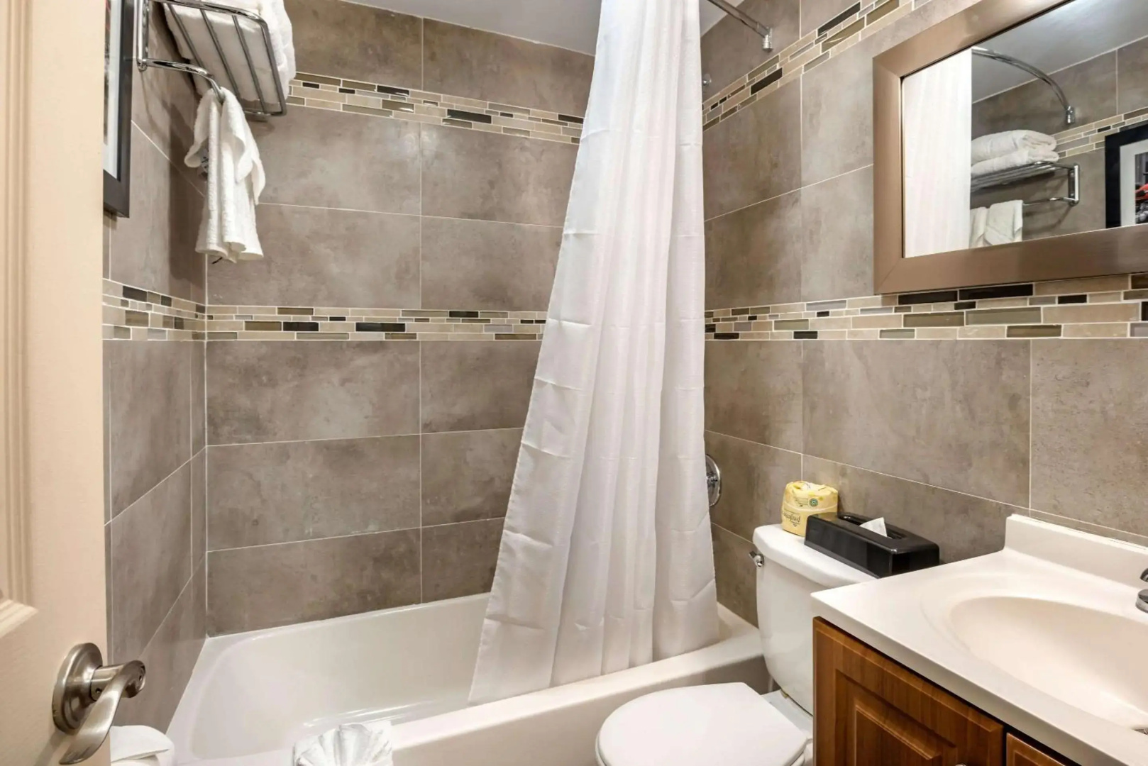 Foto - Downtown Hollywood Gardens Inn & Suites