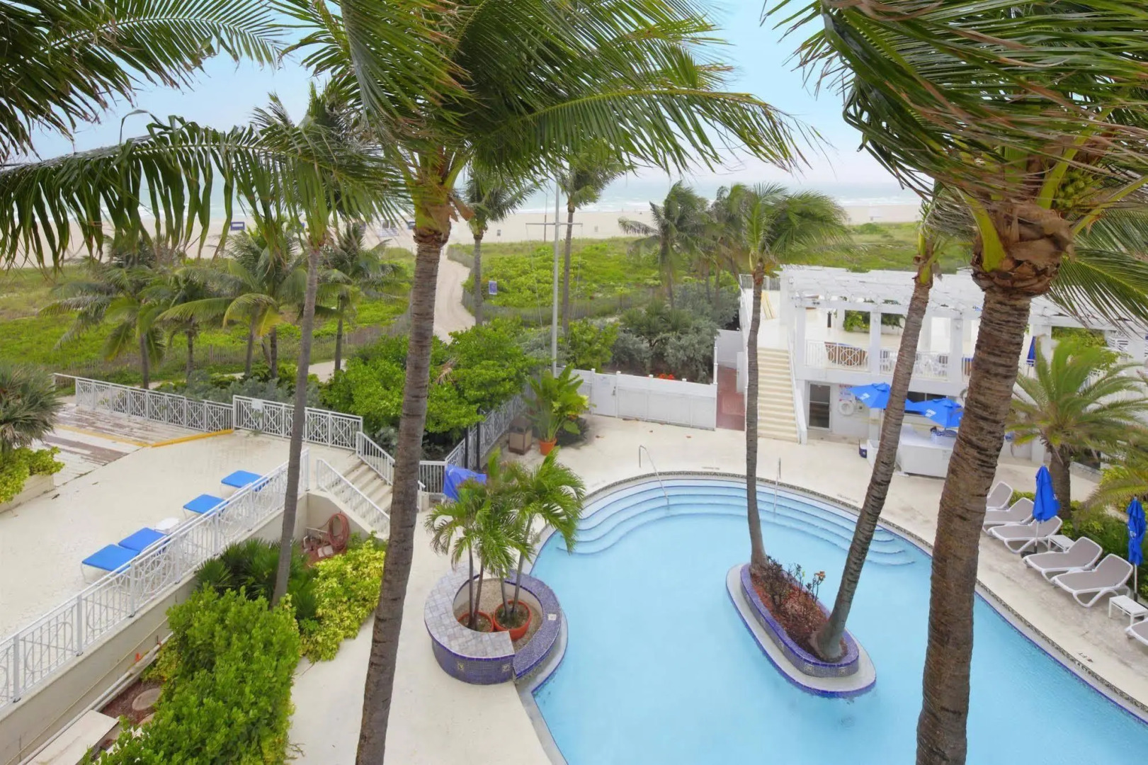 Foto - The Savoy Hotel & Beach Club