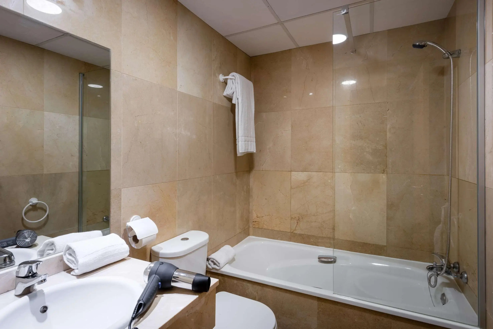Foto - Madrid Airport Suites, Affiliated by Meliá