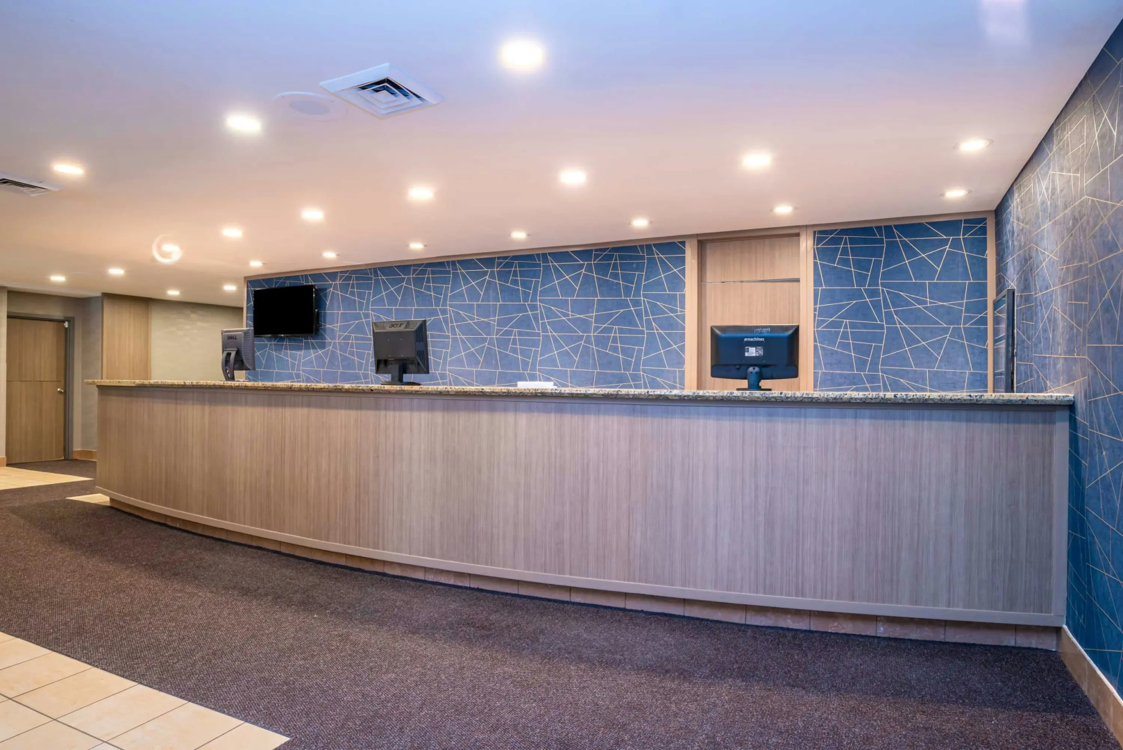 Foto - Sandman Hotel Montreal - Longueuil