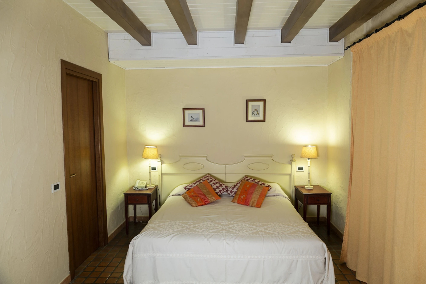 Photo - Is Benas Country Lodge