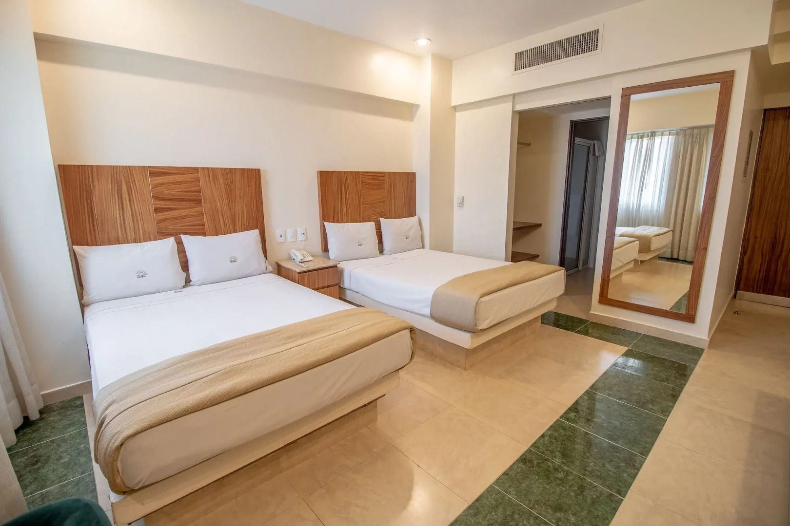 Foto - Hotel Real Del Sol - Zona Expo Industrial