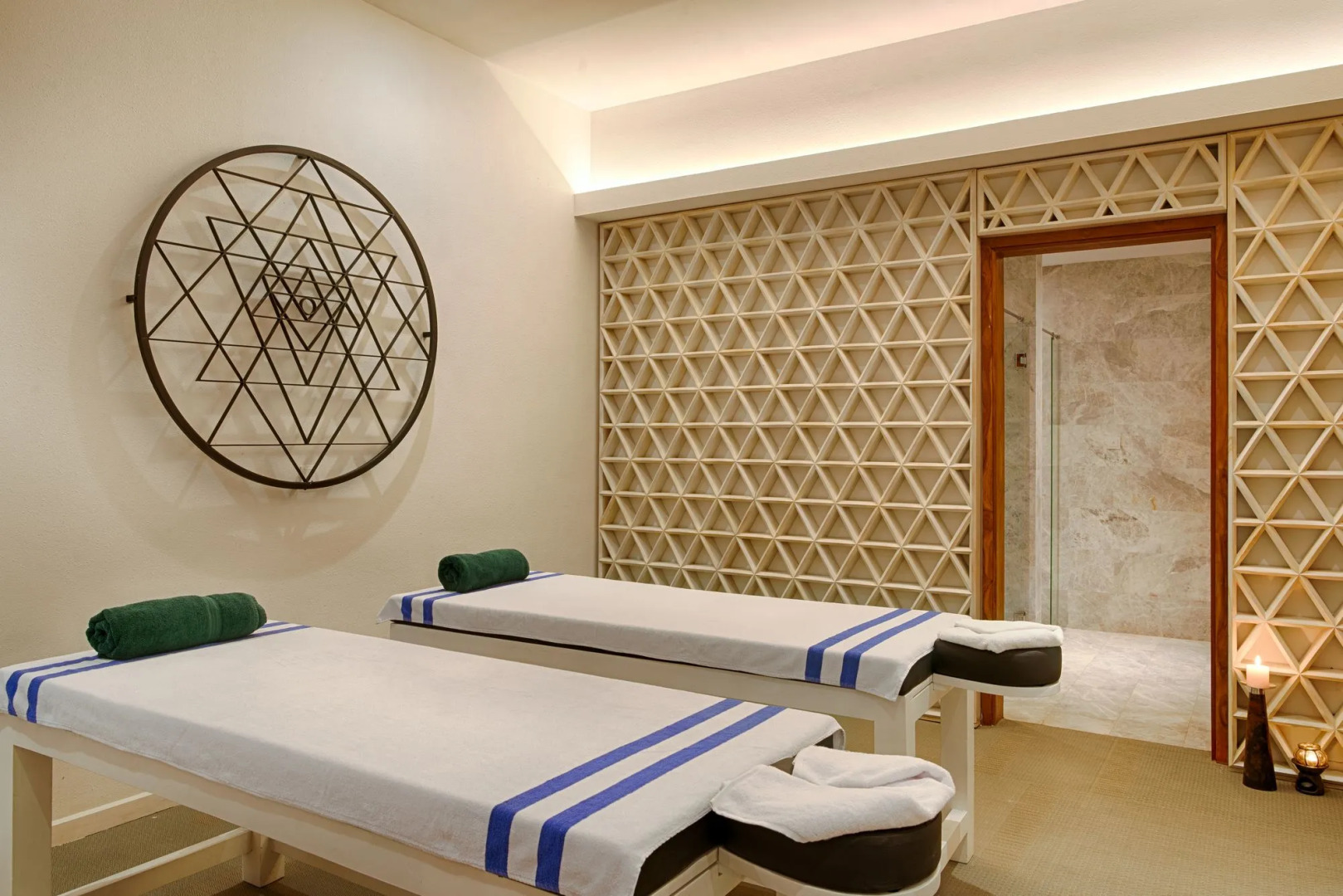 Photo - Jetwing Colombo Seven