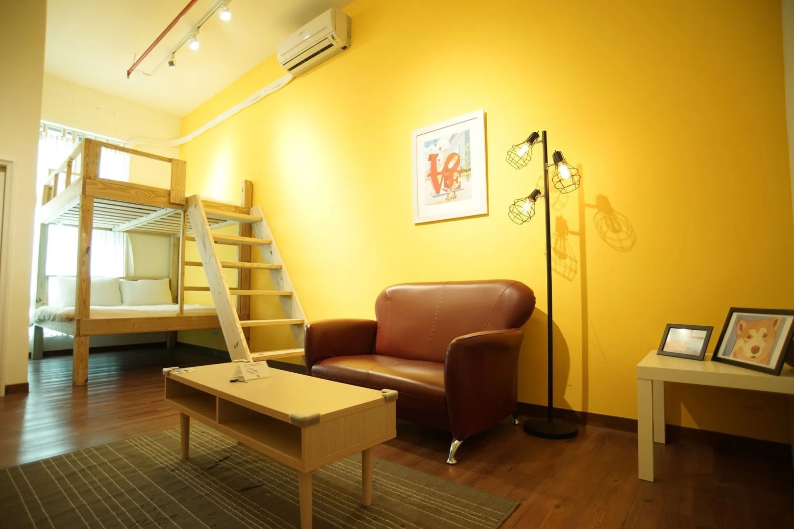 Photo - CJ Hotel